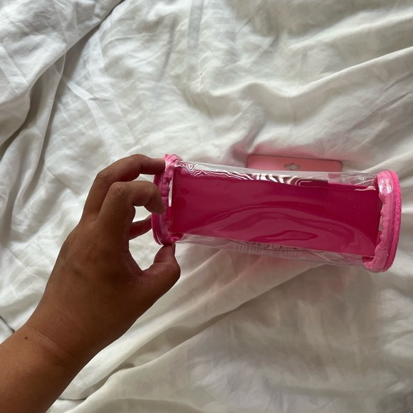 Juicy couture 3 silicone bottle travel cosmetic clear bag NWT - Picture 5 of 5